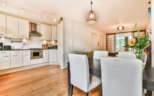 Serviced Apartments in Nairobi: Investment Pros and Cons