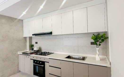 WhatsApp Image 2025-04-02 at 14.09.18_367a0294