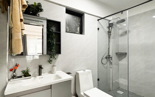 WhatsApp Image 2025-11-17 at 3.52.04 PM